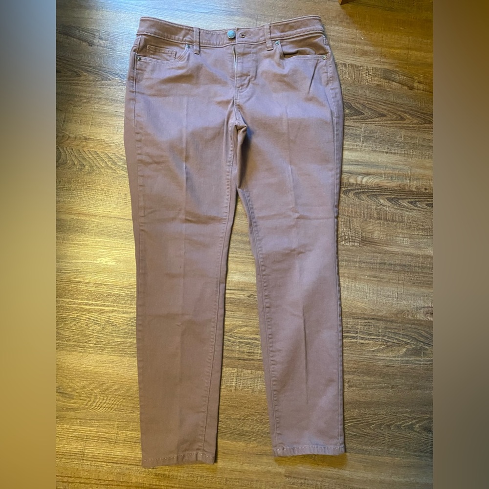 Loft size 12 curvy skinny jeans taupe colored